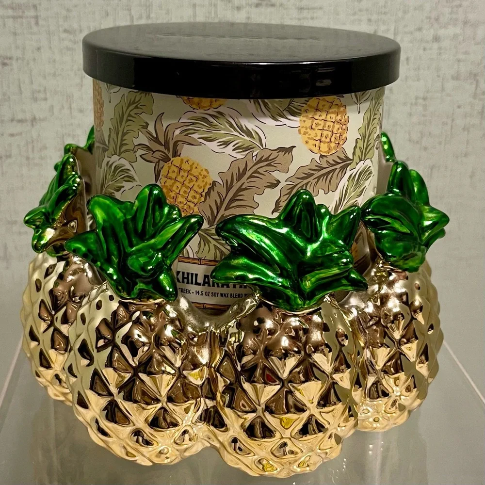 BATH &BODY WORKS Gold and Green Ceramic Pineapple 3-Wick Candle Holder
